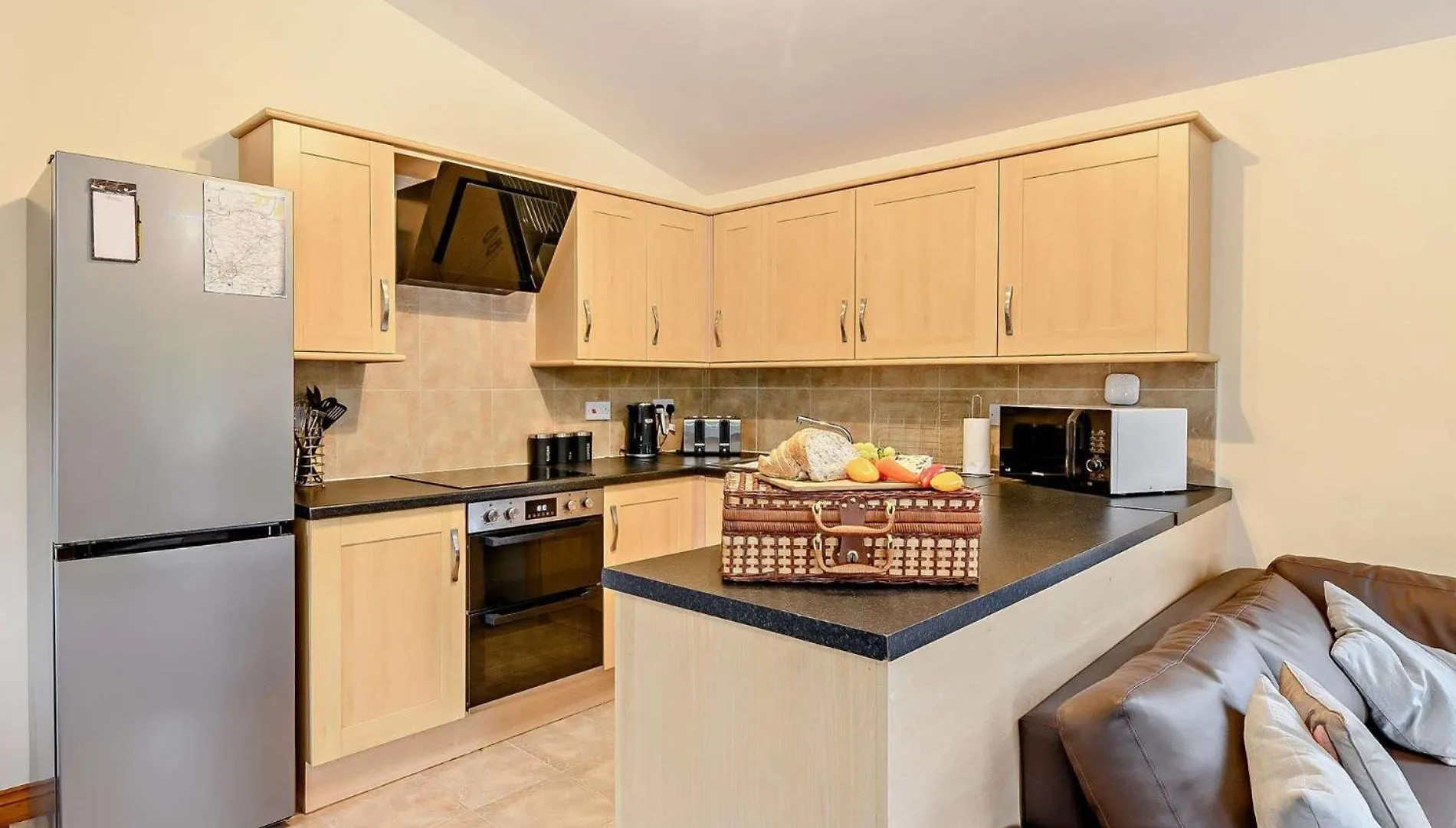 3 Bed In York 93206 Villa Elvington Storbritannien
